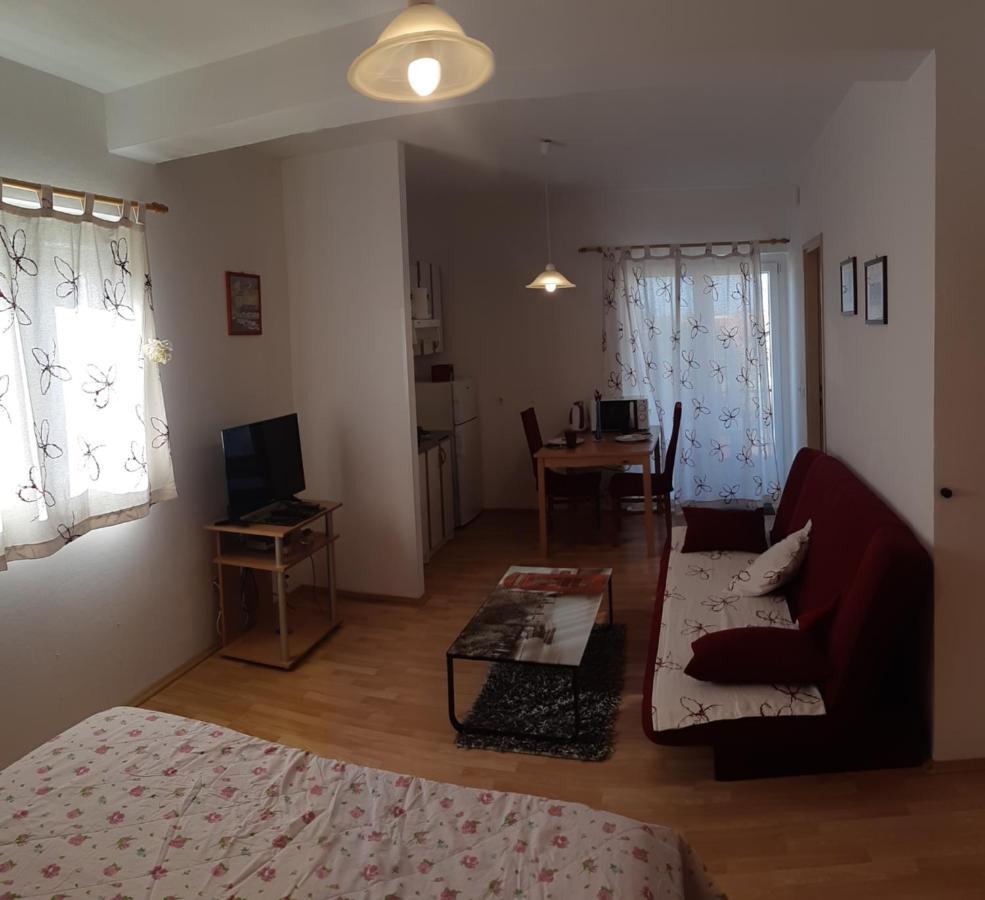 Apartments Lans ヴォディツェ エクステリア 写真